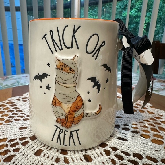 Rae Dunn Other - Ceramic “MUMMY CAT” coffee mug